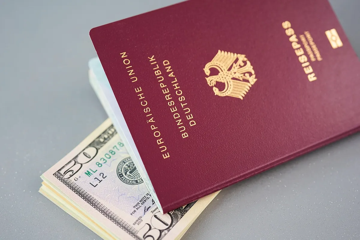 The Schengen 90/180 Rule Explained for UK Digital Nomads